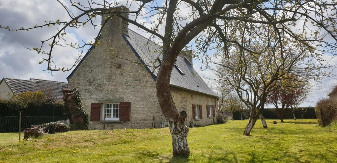 Charming Cottage Du Marais Dday Omaha Beach Canchy  Exteriör bild